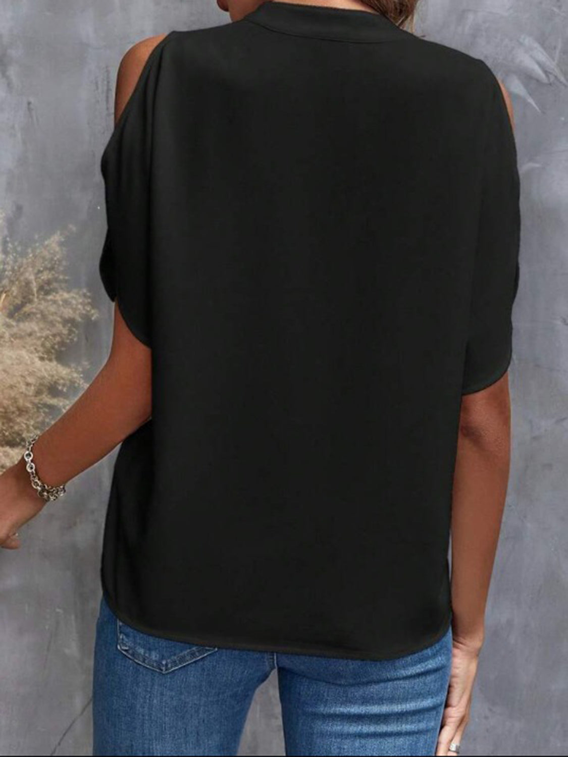 Notched Half Sleeve Blouse