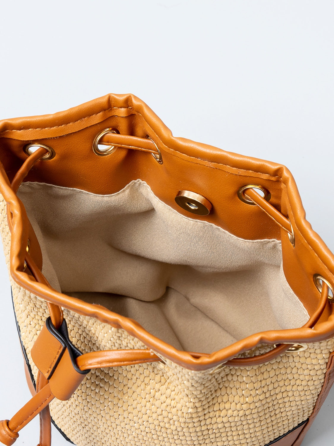 Straw Bucket Bag