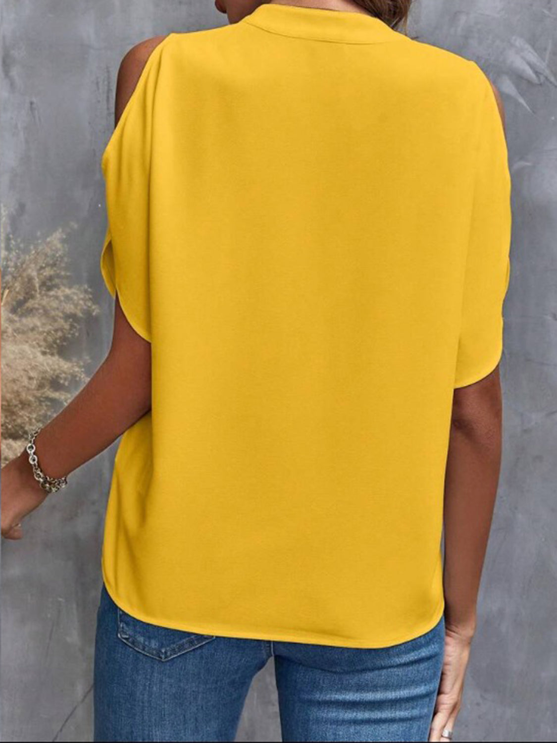 Notched Half Sleeve Blouse