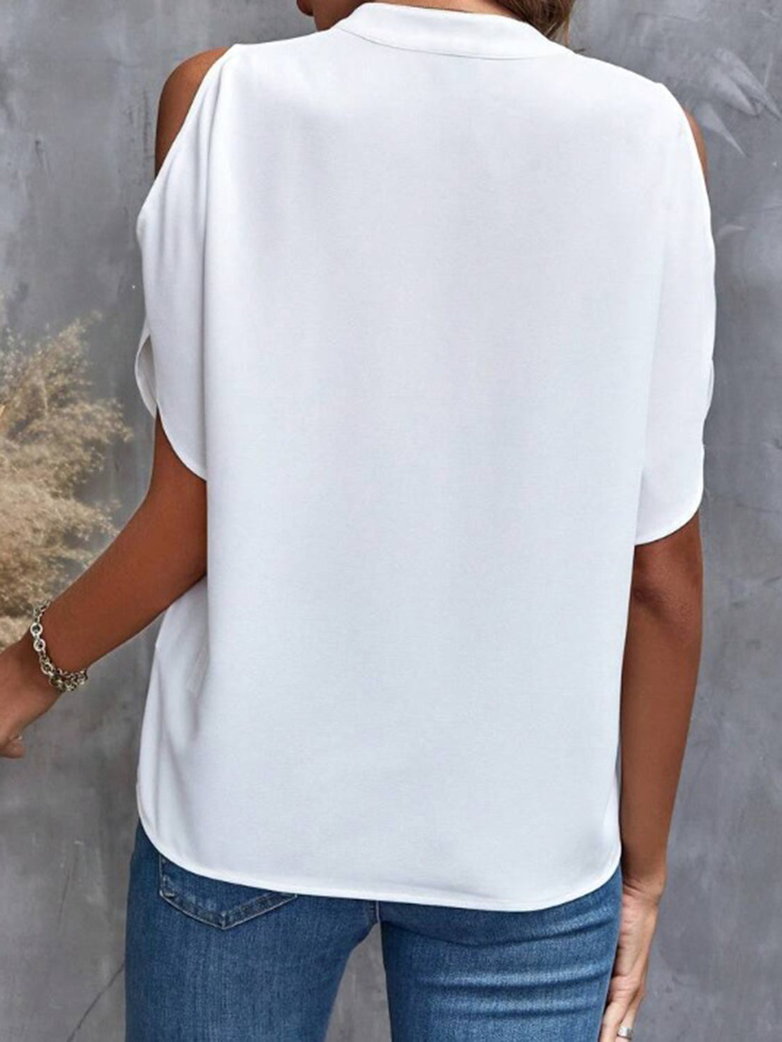 Notched Half Sleeve Blouse